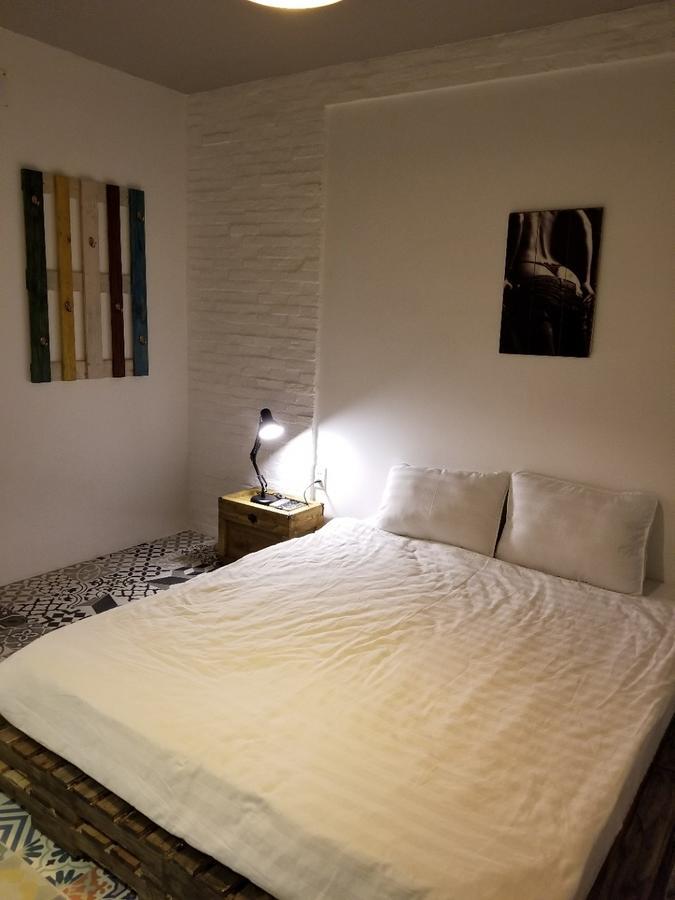 Timemark Travel Homestay & Hostel Ho Şi Min Exterior foto