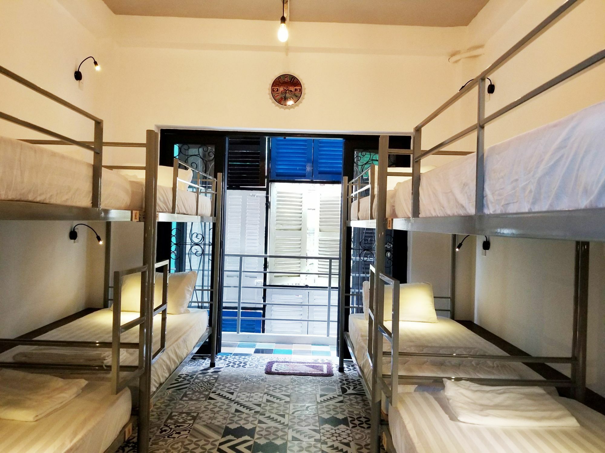 Timemark Travel Homestay & Hostel Ho Şi Min Exterior foto